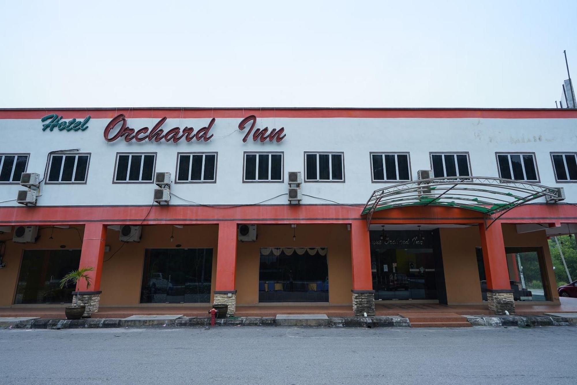 Hotel O Hotel Orchard Inn Lumut Exterior photo