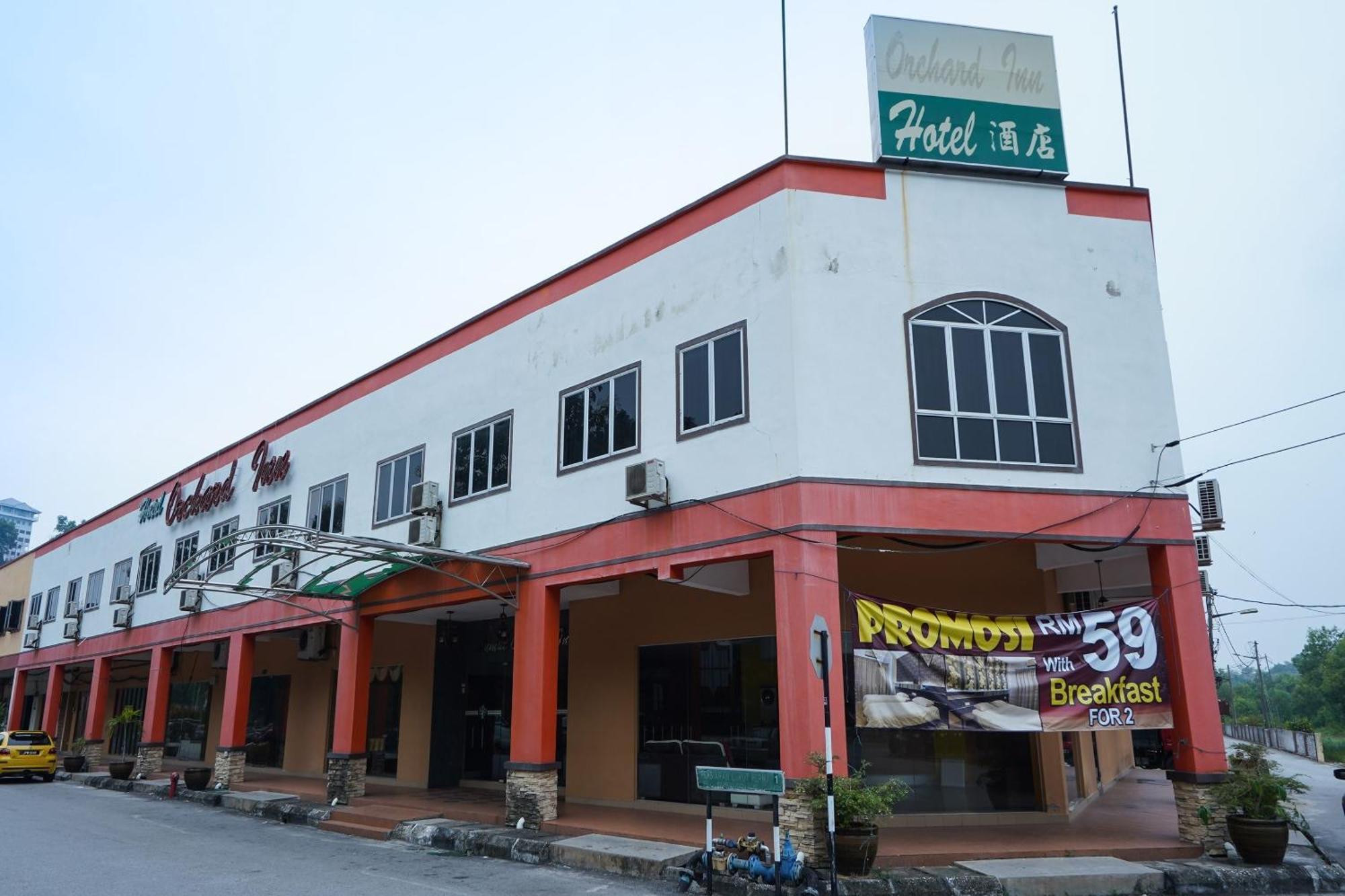 Hotel O Hotel Orchard Inn Lumut Exterior photo